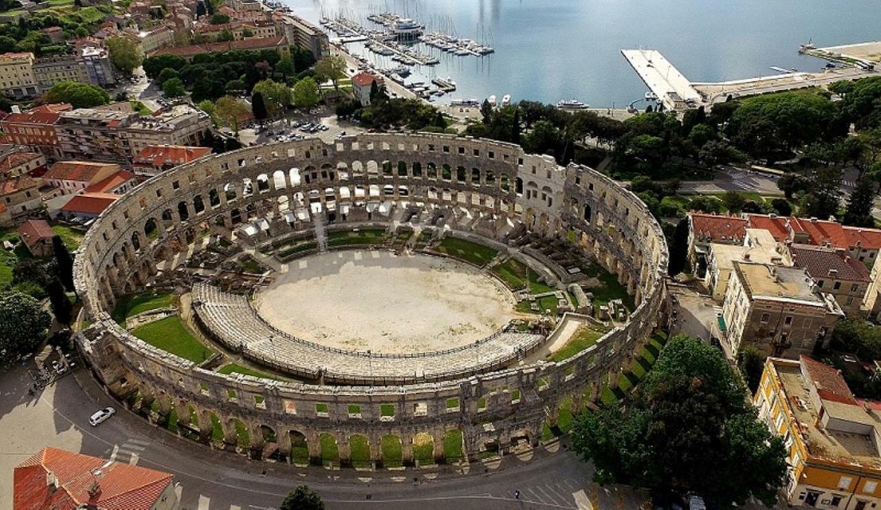 Apartman Amfora Deluxe Pula